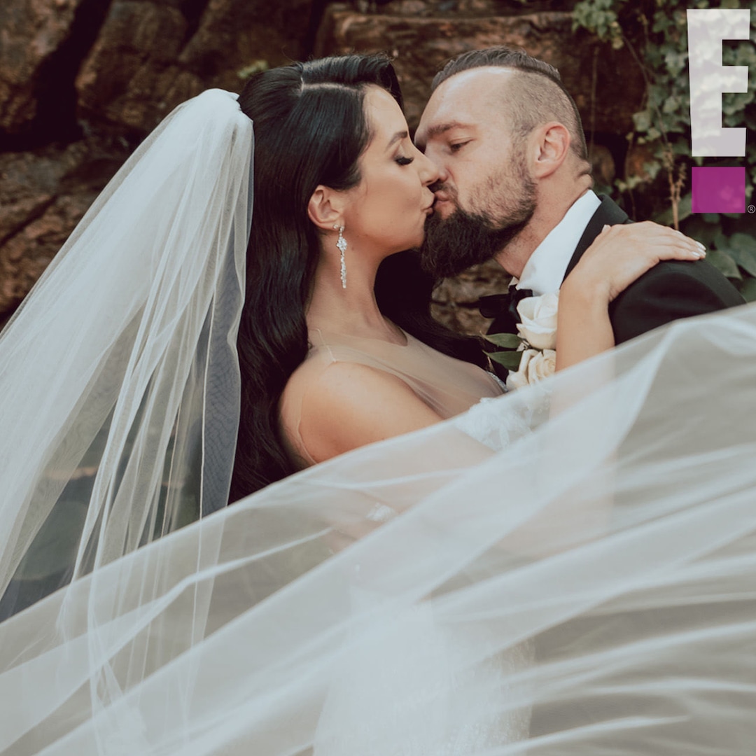 The Challenge’s Derrick Kosinski Marries Nicole Gruman The Challenge’s Derrick Kosinski Marries Nicole Gruman