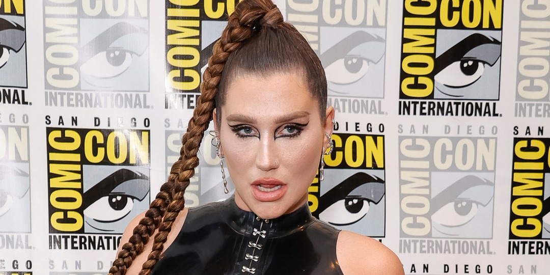 Kesha Showcases Sexy Black Latex Look at Comic-Con 2022 - E! Online.jpg