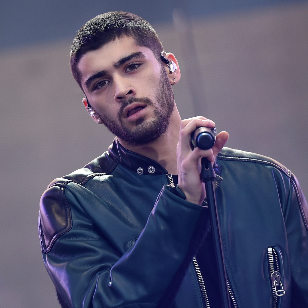 Zayn Malik Teases Recording Studio Session in Rare Photo - E! Online