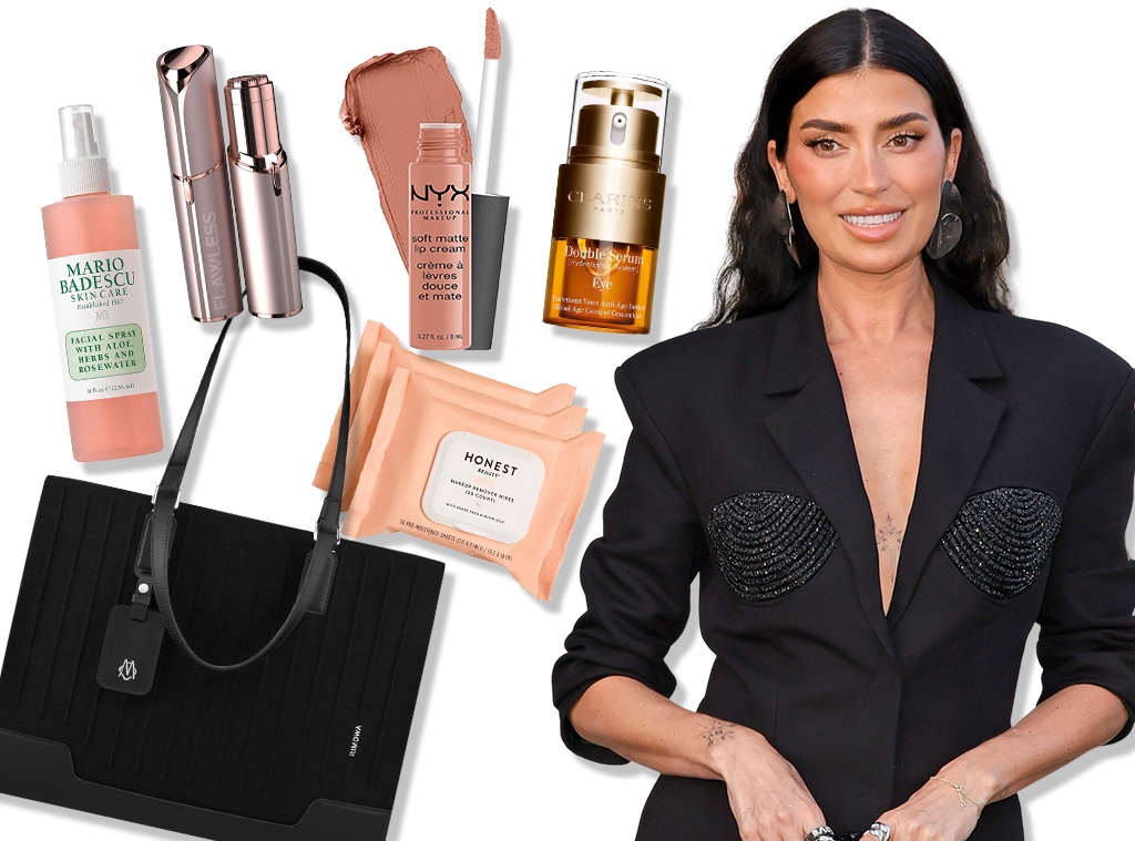 E-comm: Nicole Williams Shares What's in Her Bag