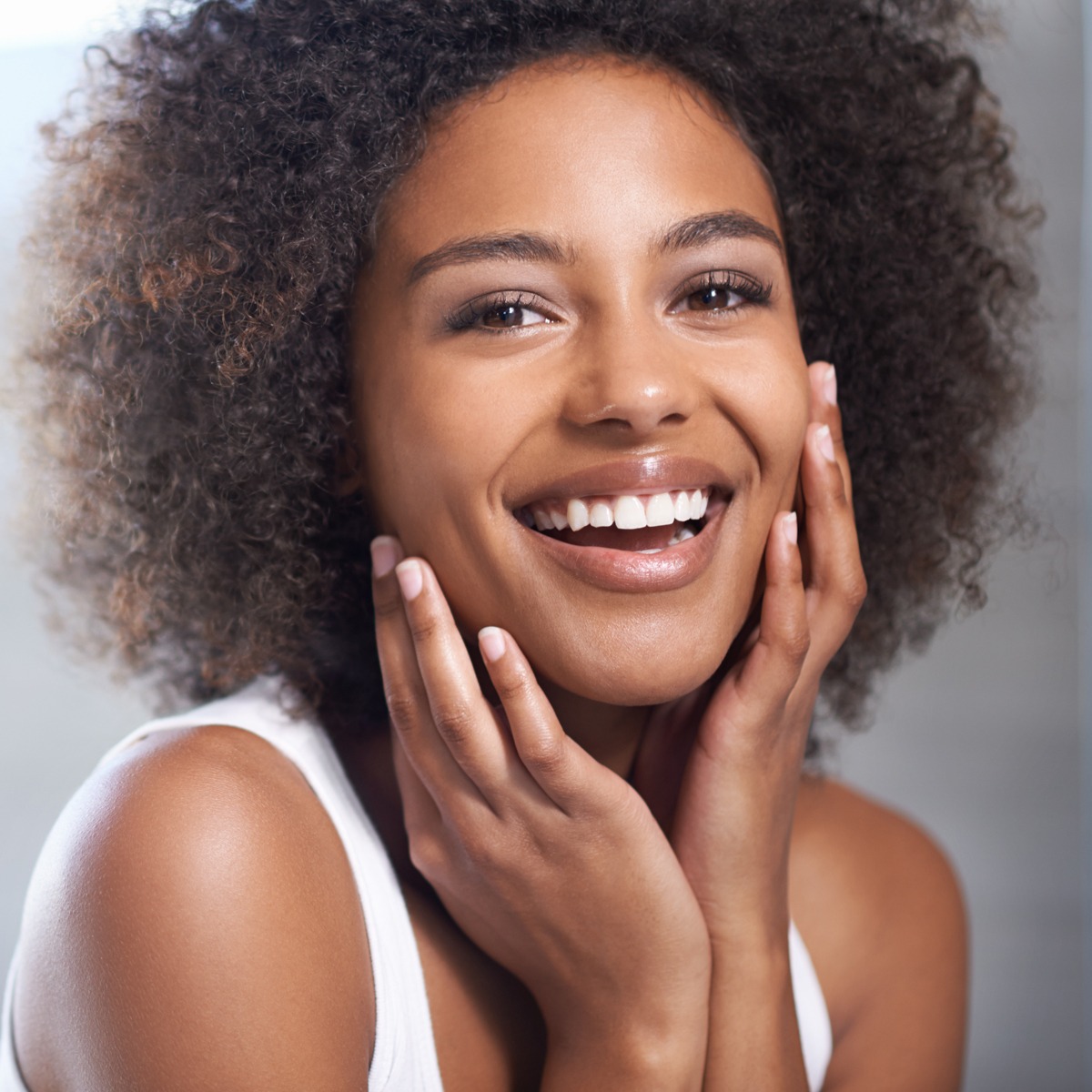 Use This $6 Dermaplane for Your Best Eyebrows & Softest Face ...