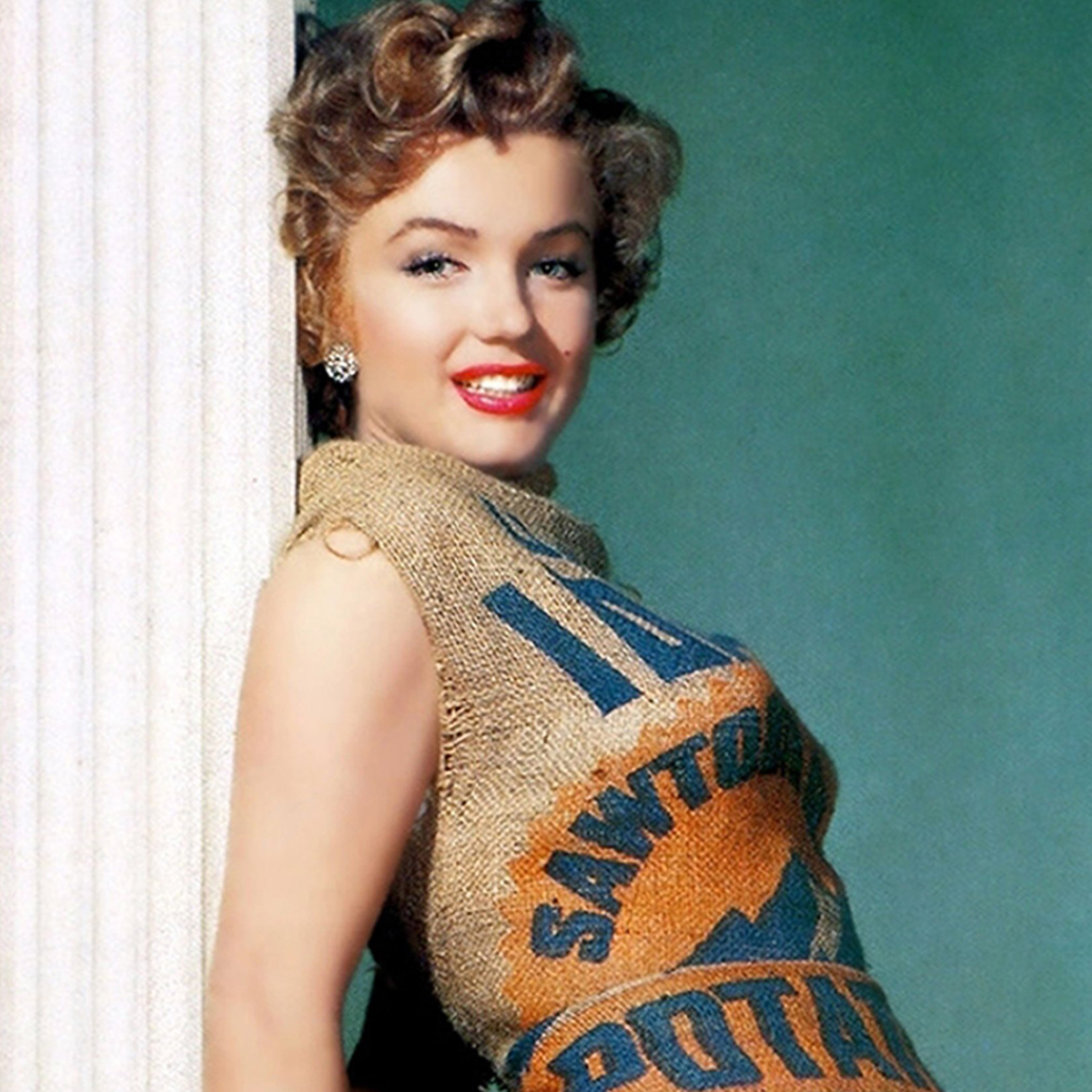 The Story Behind Marilyn Monroe's Infamous Happy Birthday Dress
