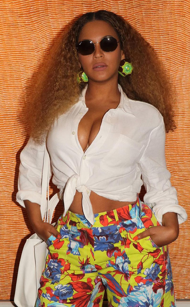 Beyoncé Shouts Out This Trendy Handbag On The Renaissance Album – Here's  Where You Can Still Get It