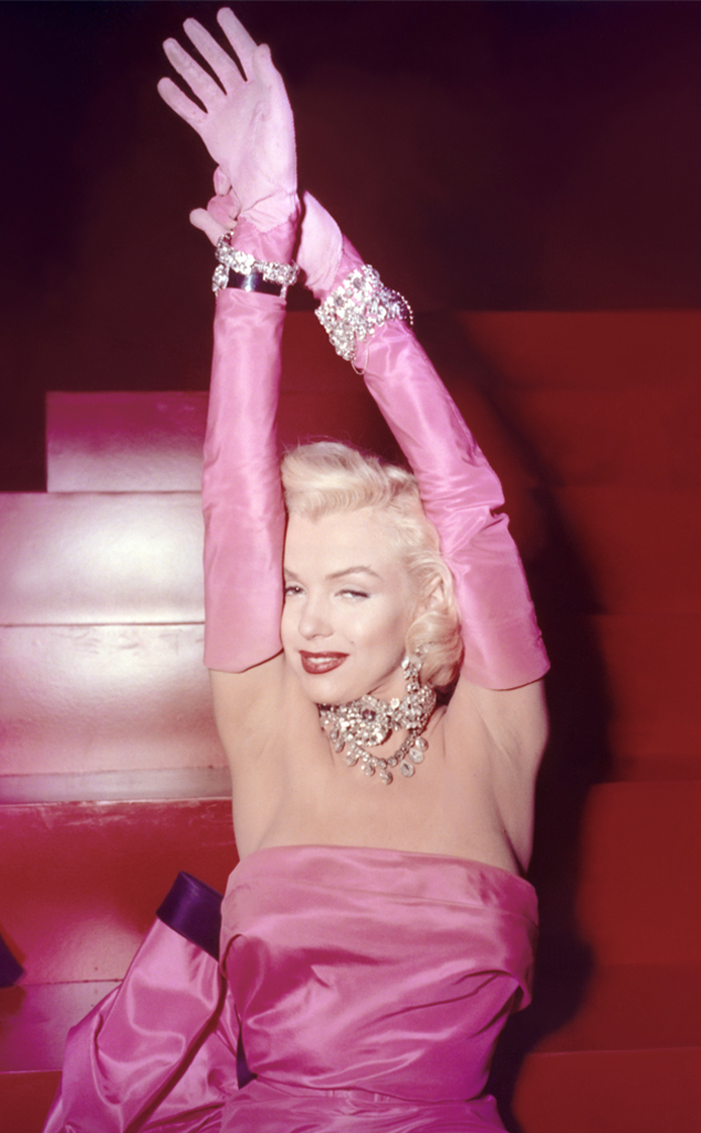 Marilyn Monroe Posing in a Potato Sack Dress