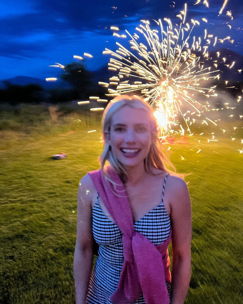 Emma Roberts, 2022 Fourth of July, Instagram