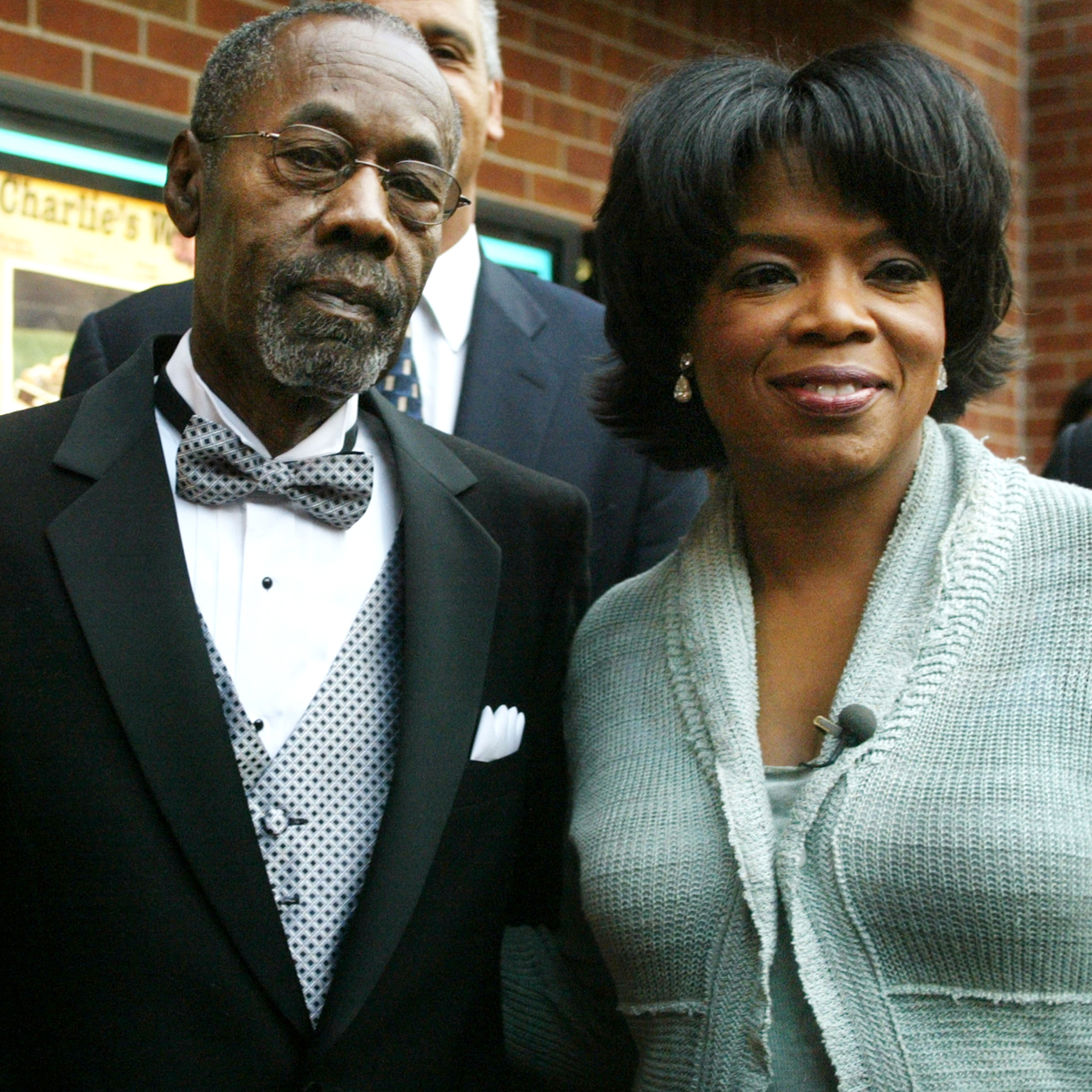 Oprah Winfrey’s Father Vernon Winfrey Dead at Age 89