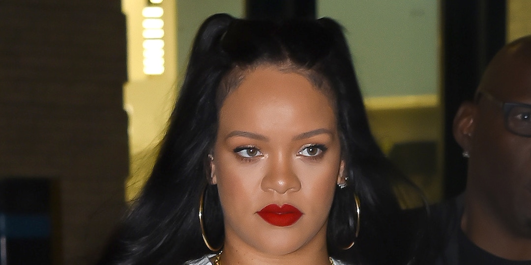 You Have to See Rihanna’s Extremely Daring Thigh-High Boots - E! Online.jpg