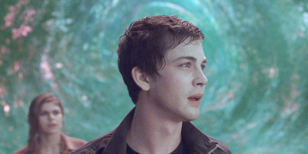 Logan Lerman Reveals Whether He's in the New Percy Jackson Series - E! Online.jpg