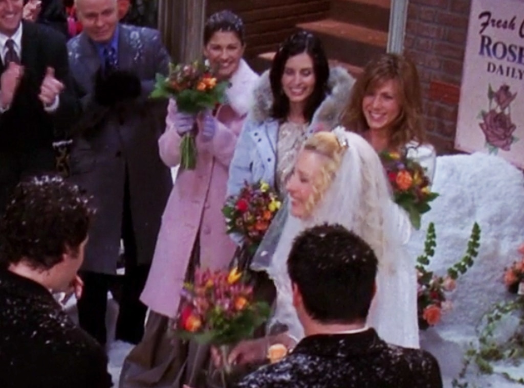 Friends Fans Think They Know Who Phoebe s 3rd Bridesmaid Is