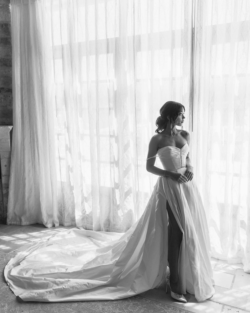 See Sarah Hyland's 2 Wedding Dresses in Stunning Pics With Wells Adams