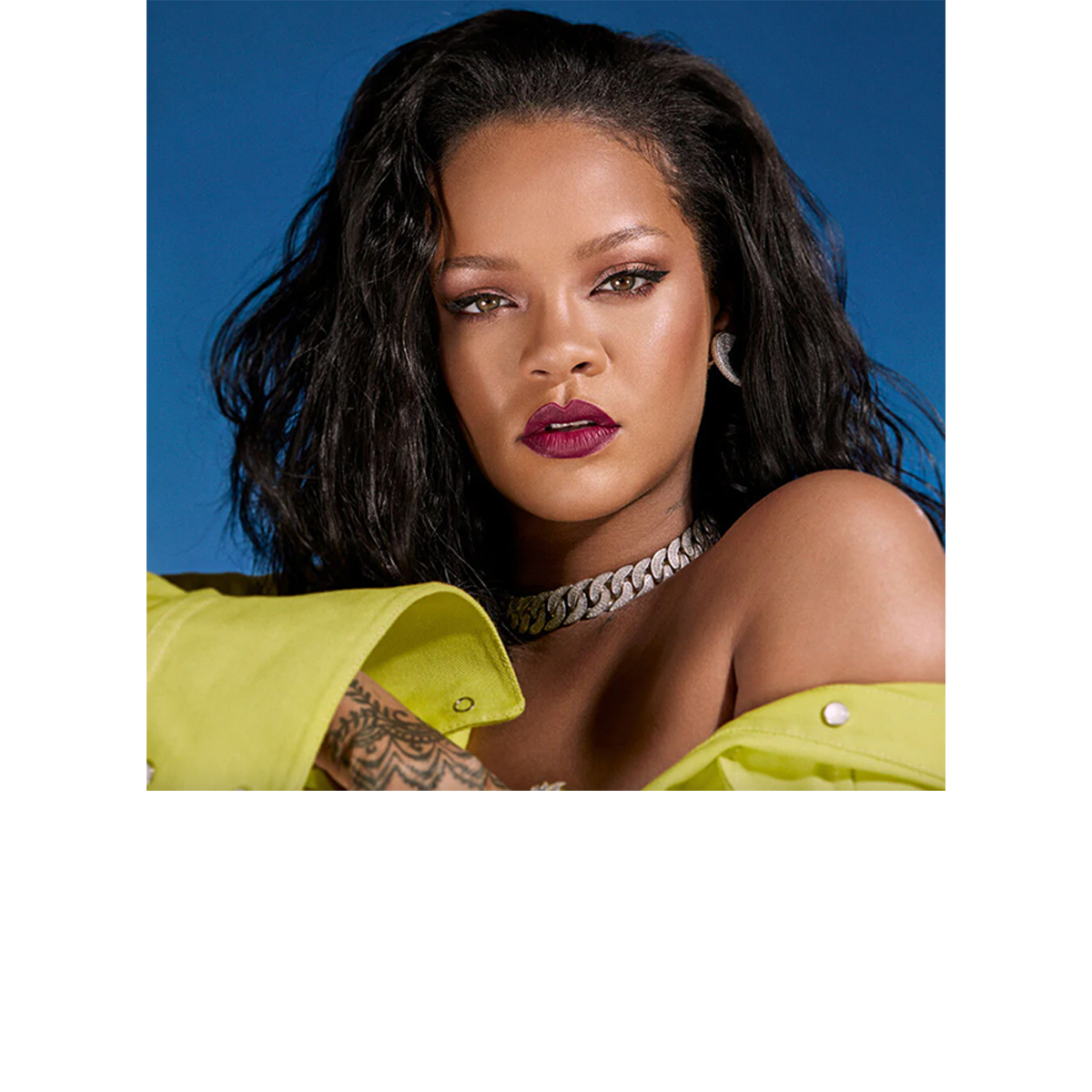 Rihanna Shows Off New Fenty Beauty Hella Thicc Mascara – Billboard