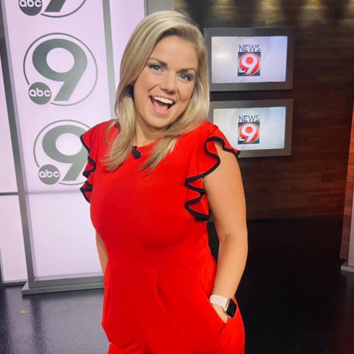 Wisconsin News Anchor Neena Pacholke Dead at 27