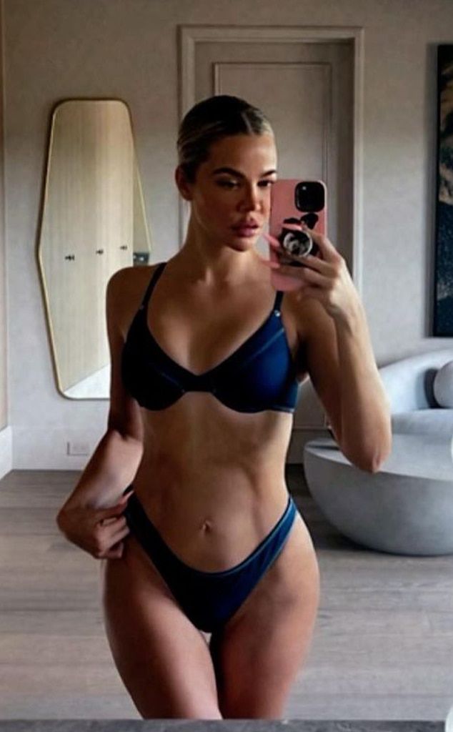 Photos from Khloe Kardashian s Bikini Photos