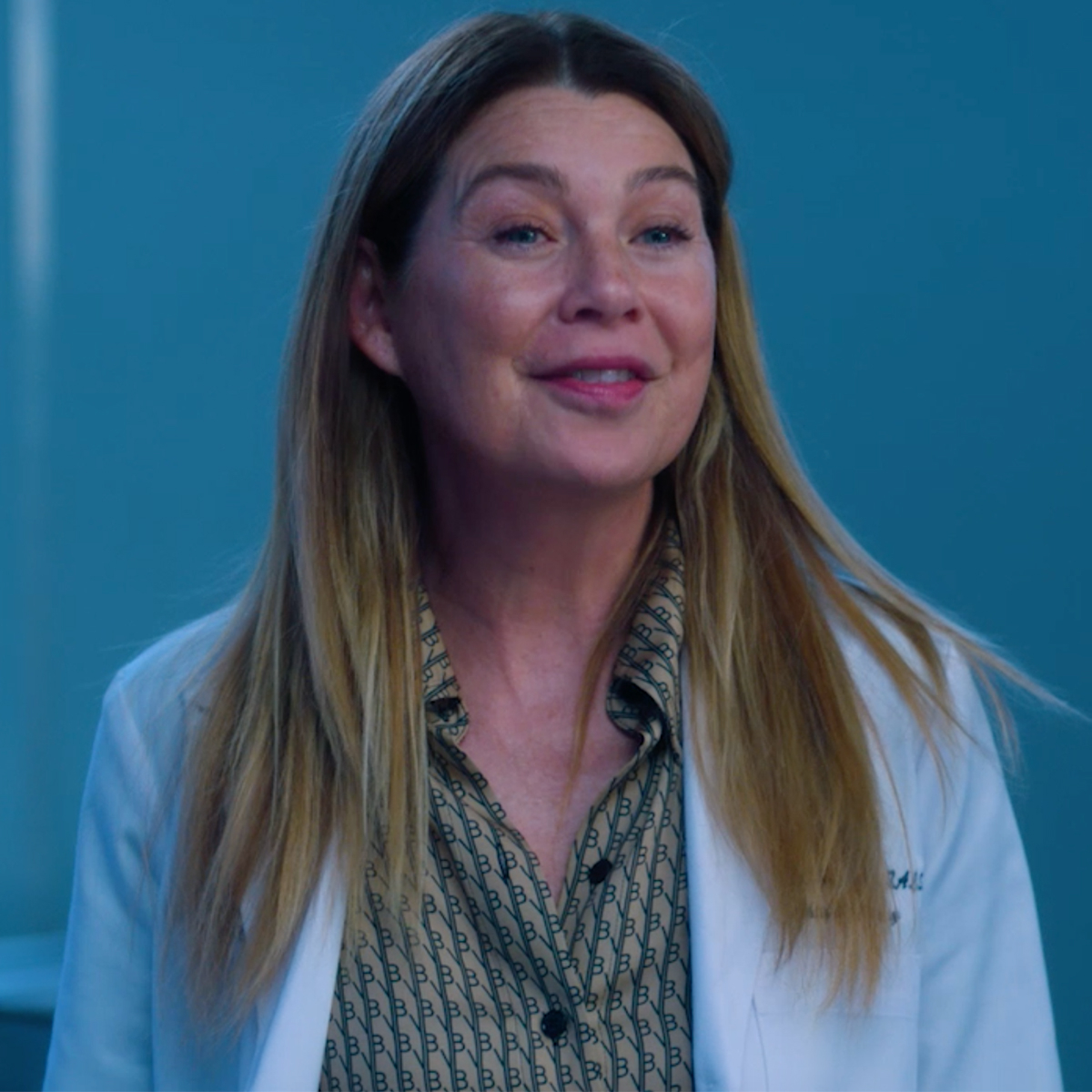 Grey's Anatomy Season 19 Sneak Peek: Watch Meredith Mentor New Interns With "a Lot to Prove"