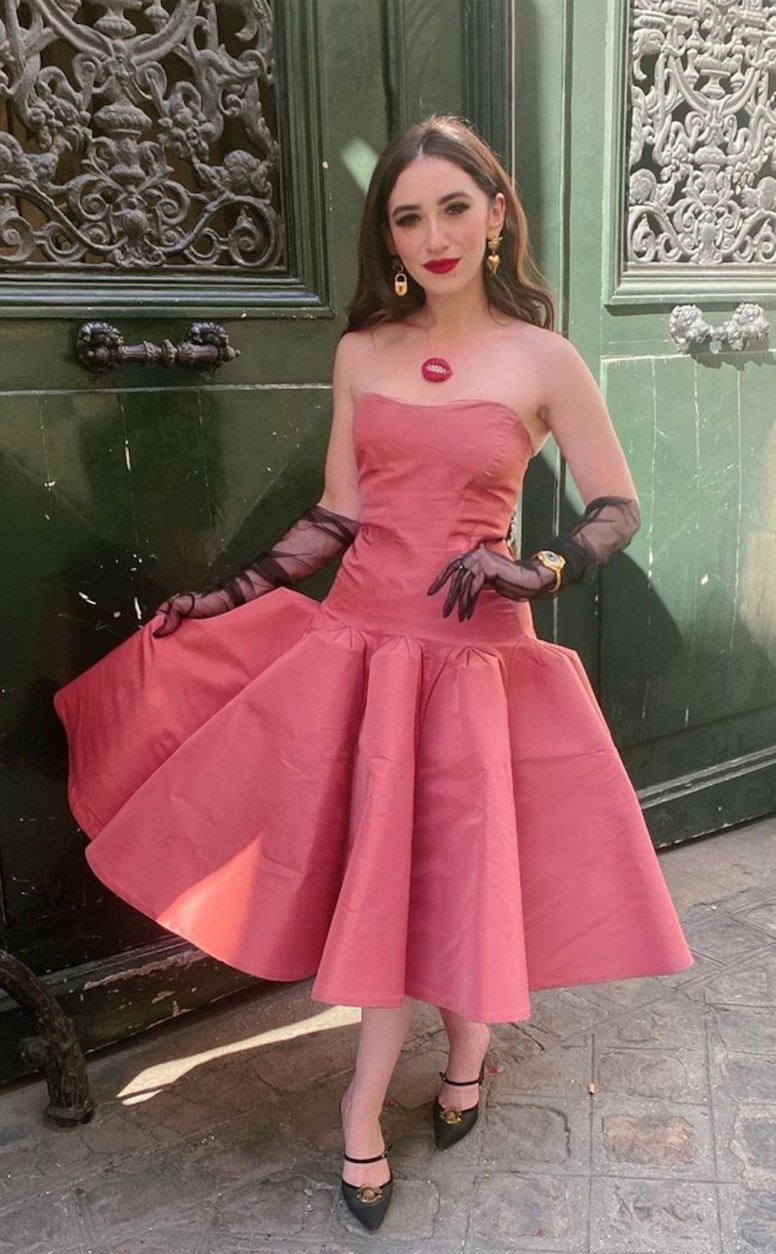 Anya Firestone, Instagram, Real Girlfriends in Paris