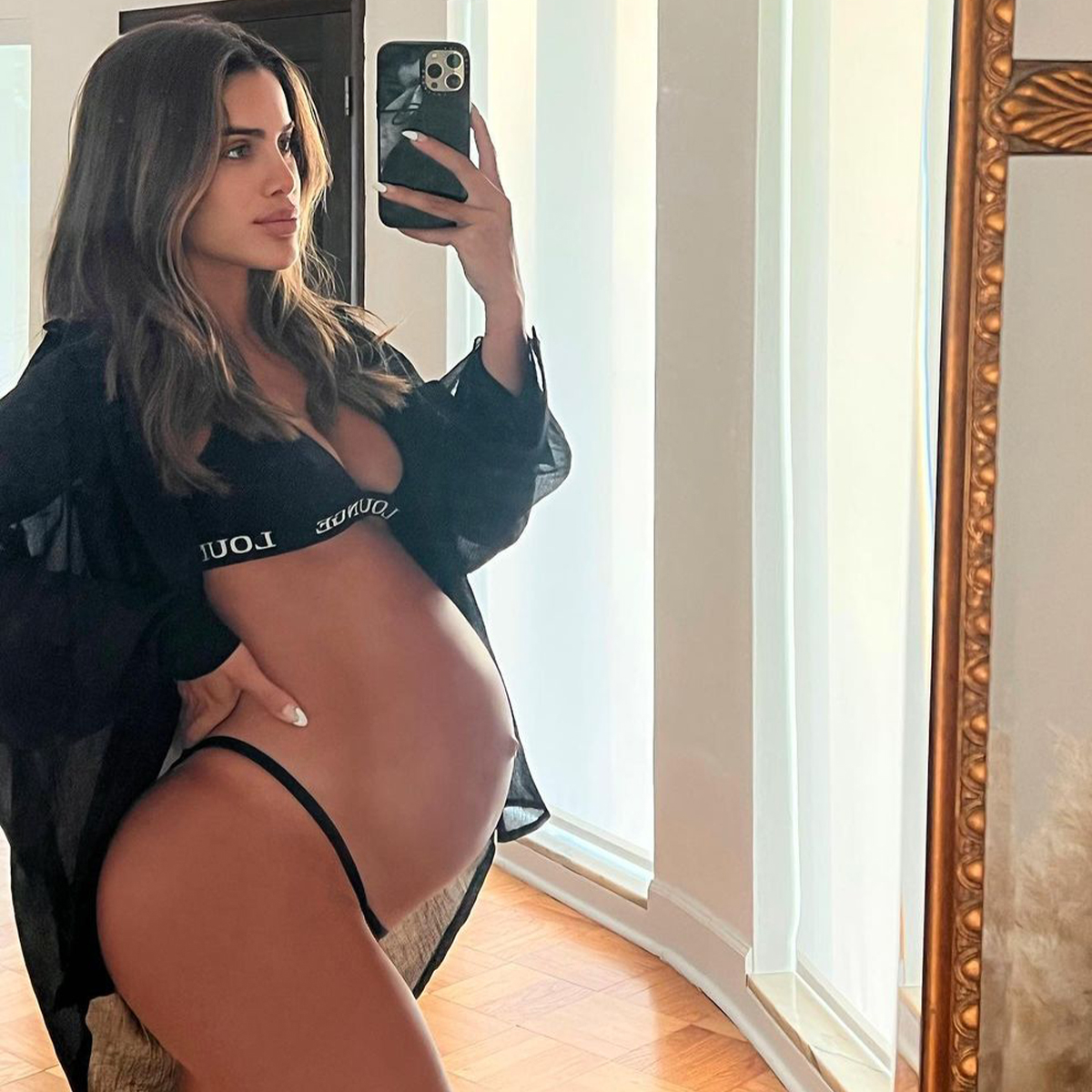 Camila Coelho is expecting her first child!