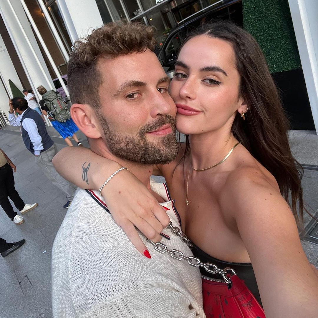 Bachelor Nation’s Nick Viall Marries Natalie Joy 2 Months After Welcoming Baby Girl – E! Online Bachelor Nation’s Nick Viall Marries Natalie Joy 2 Months After Welcoming Baby Girl – E! Online