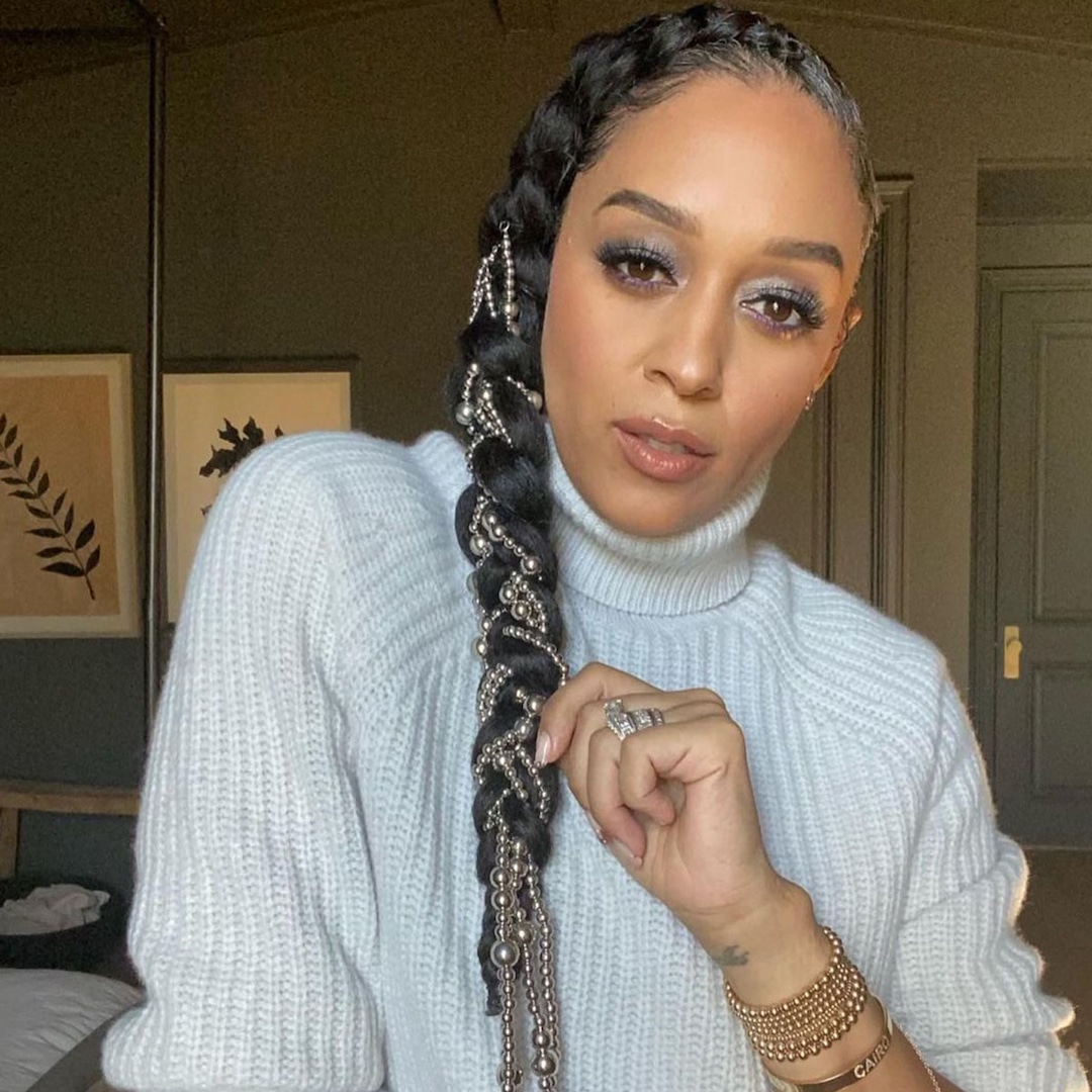 Tia Mowry Details Why Her Siblings Are “Not as Accessible” to Each Other – E! Online Tia Mowry Details Why Her Siblings Are “Not as Accessible” to Each Other – E! Online