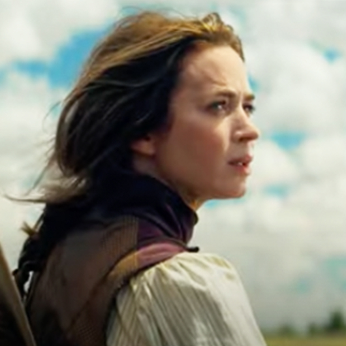 Emily Blunt Is Ready for Bloodshed in The English Trailer