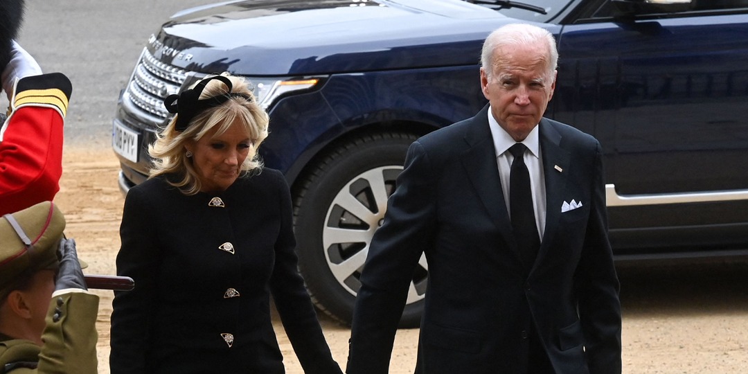 President Biden, Sandra Oh and More Pay Their Respects to Queen Elizabeth II at Her Funeral - E! Online.jpg