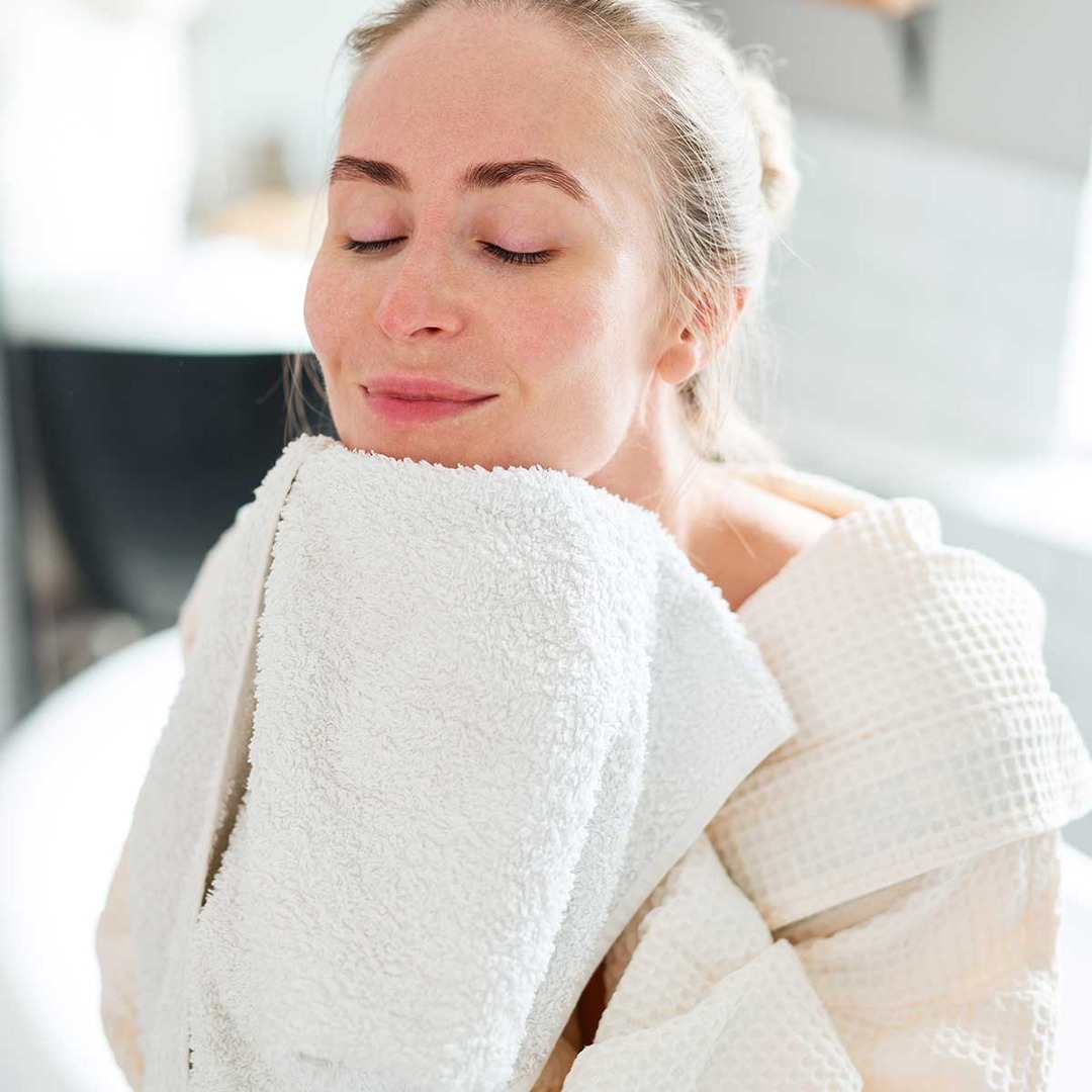 Clinique Flash Deal: Get 2 Makeup Removers for the Price of 1