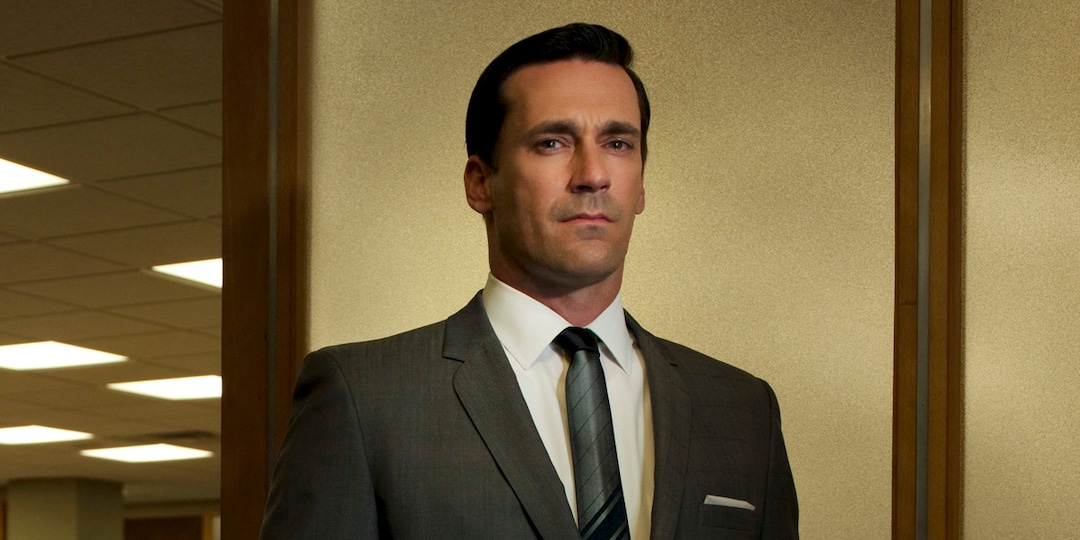 Jon Hamm Reveals the West Wing Alum He Remembers Auditioning for Mad Men - E! Online.jpg