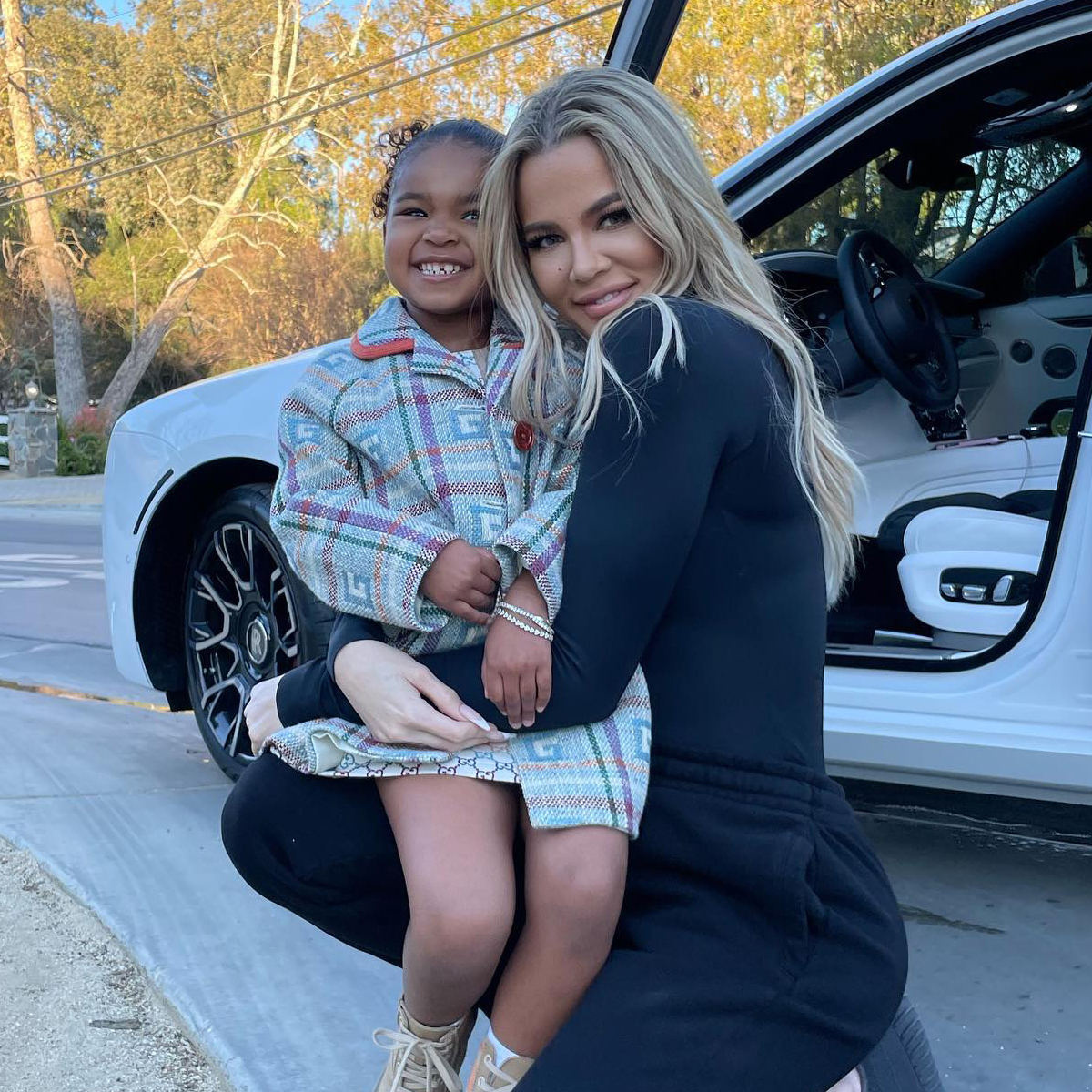 Did Khloé Kardashian or True Thompson have the best outfit this week?