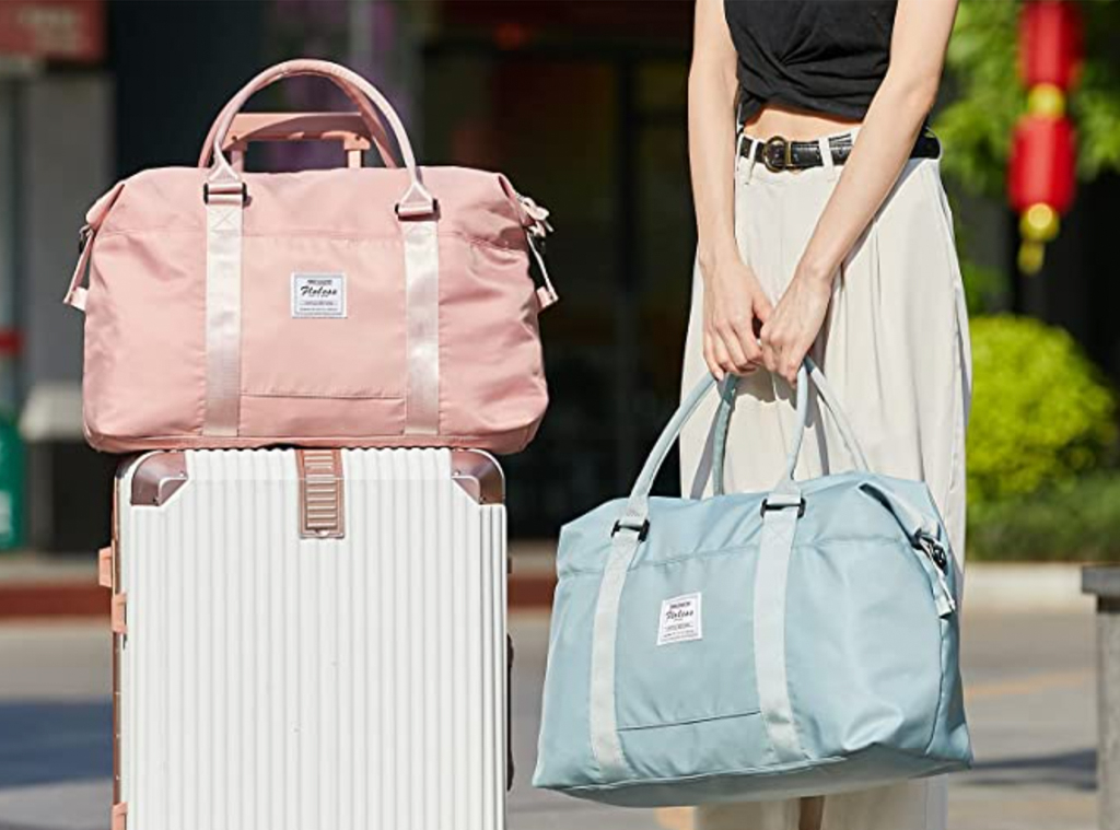 20 Cute Purses For Travel That Will Actually Fit All Your Stuff