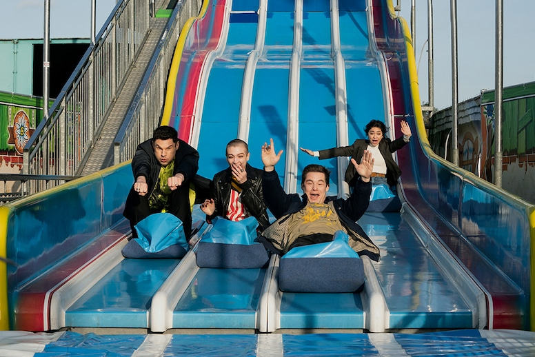 Pitch Perfect: Bumper in Berlin, Adam Devine, Sarah Hyland