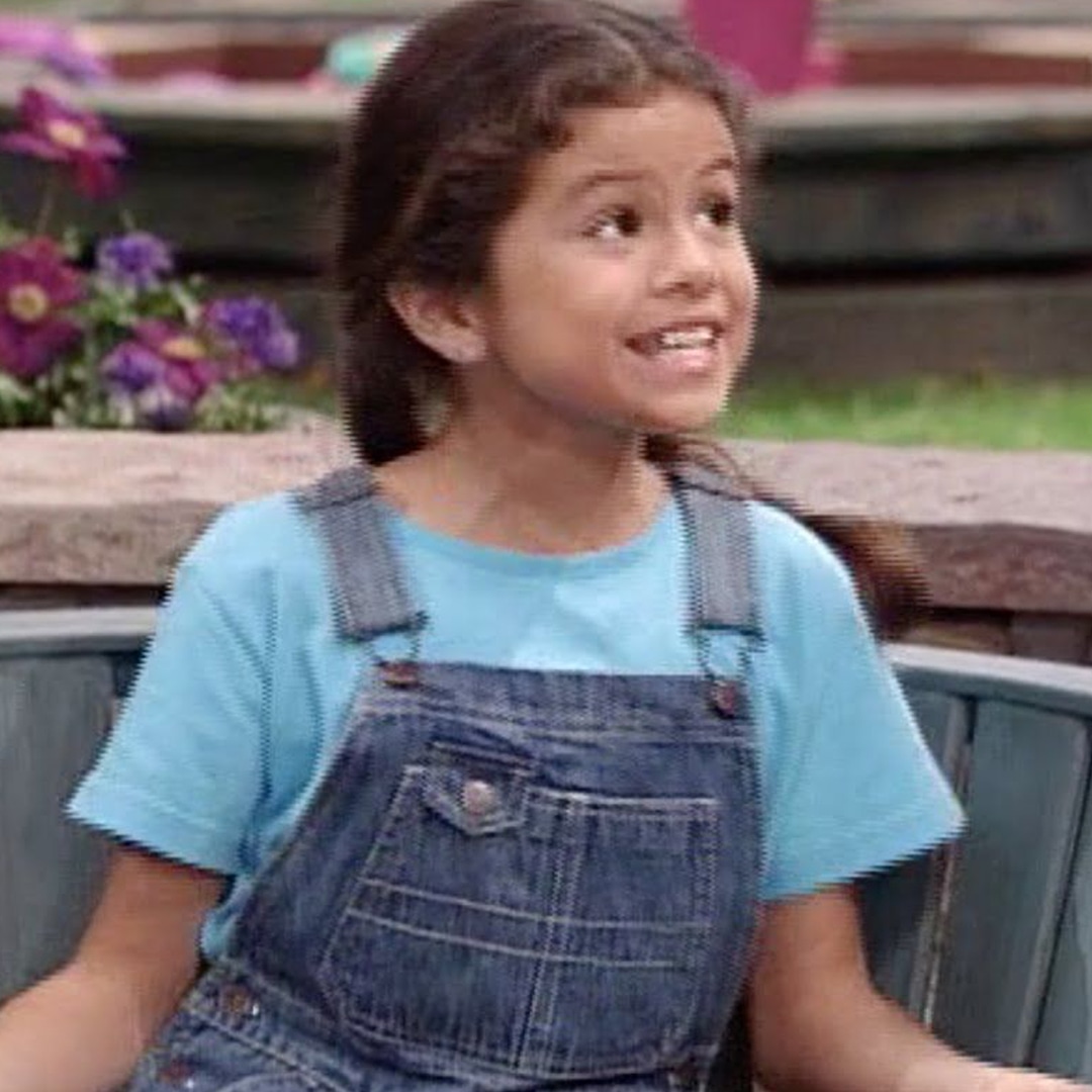 Selena Gomez and More Stars Who Appeared on Barney Friends Selena Gomez and More Stars Who Appeared on Barney Friends