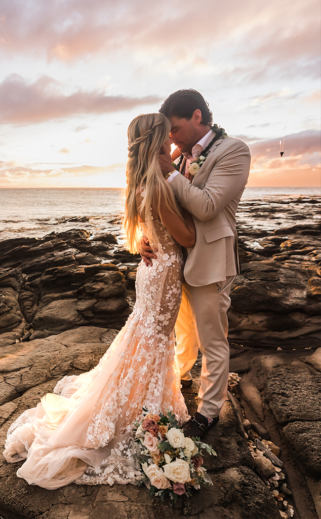 christina on the coast wedding dress