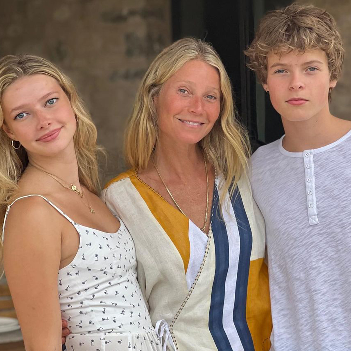 Gwyneth Paltrow’s Kids Apple, Moses Martin Look So Grown Up in New Pic