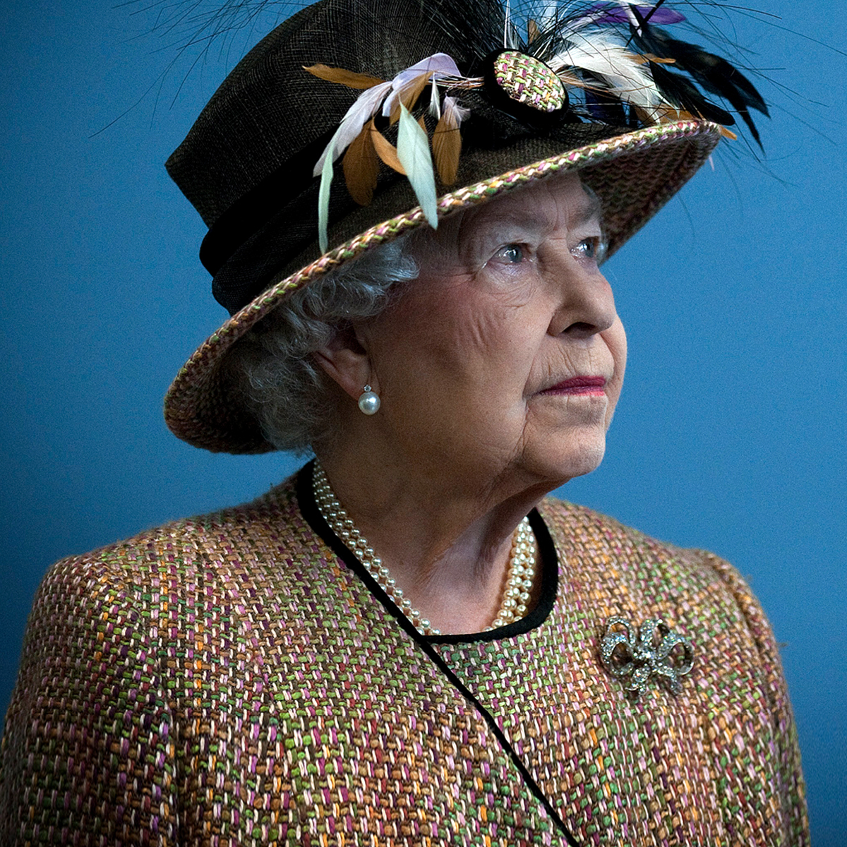 Снимката на кралица Елизабет II и внуците е била „цифрово подобрена при източника“, казва агенцията