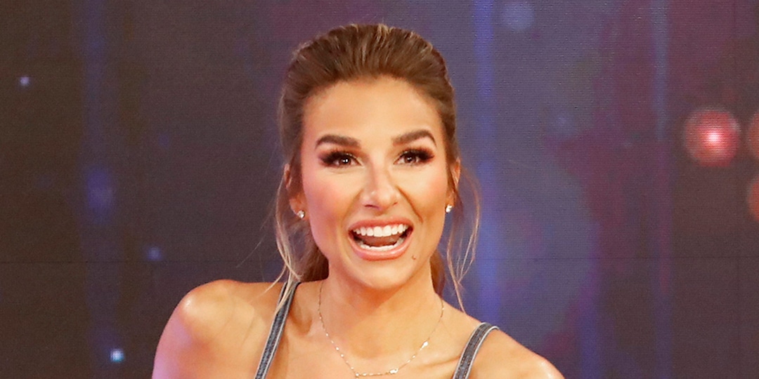 Jessie James Decker Reveals the Famous Friends She’s Asked for Dancing with the Stars Advice - E! Online.jpg