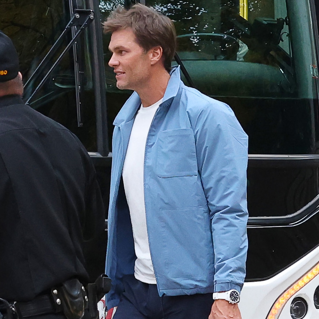 See Tom Brady Step Out Without Wedding Ring Amid Gisele Bündchen Divorce Rumors