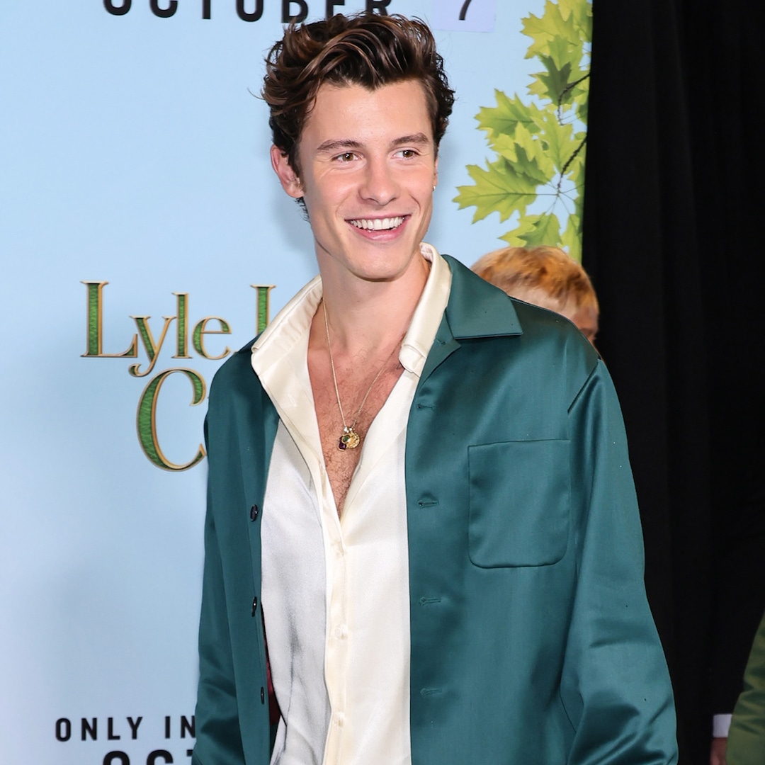 Shawn Mendes Debuts New Buzzed Hair Transformation for 2023 thumbnail