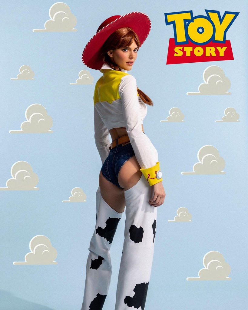Toy Story Cosplay Porn - Kendall Jenner Goes Giddy-Up With Sexy Toy Story Halloween Look - E! Online