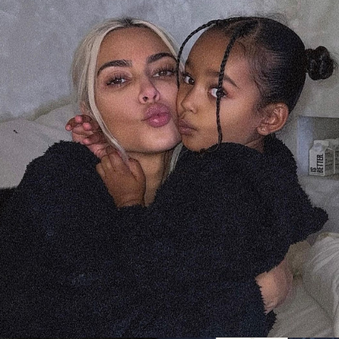 Keep Up With Kim Kardashian and Kanye West’s Daughter Chicago West’s Adorable Photos Over the Years – E! Online Keep Up With Kim Kardashian and Kanye West’s Daughter Chicago West’s Adorable Photos Over the Years – E! Online