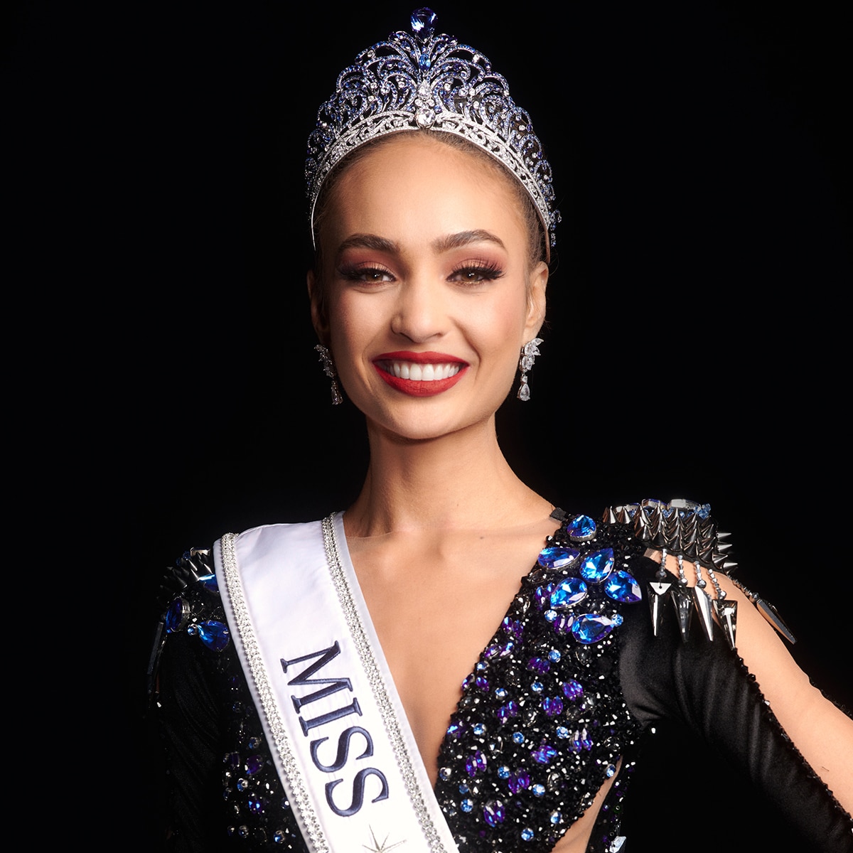 <div>How Miss Universe R'Bonney Gabriel Handled Claims of Pageant Rigging</div>