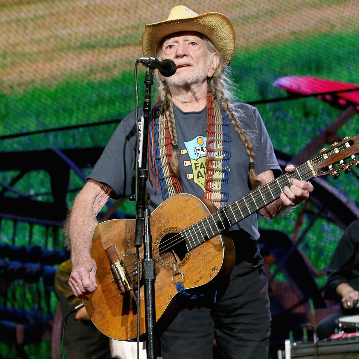 Willie Nelson Reveals How Ex Shirley Discovered His Longtime Affair