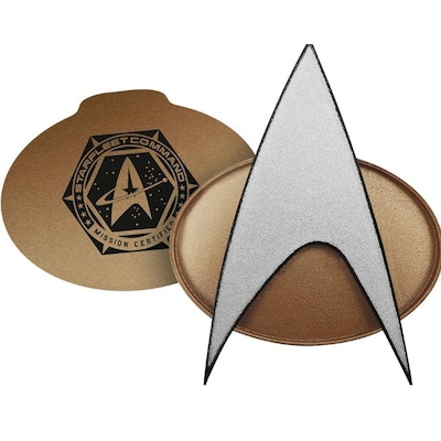 Star Trek Gifts: Personalized Starfleet Command Badge Rocks Glass |  Thinkgeek