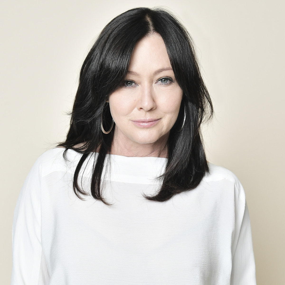 Shannen Doherty Says the “Clutter” Is Out of Her Life