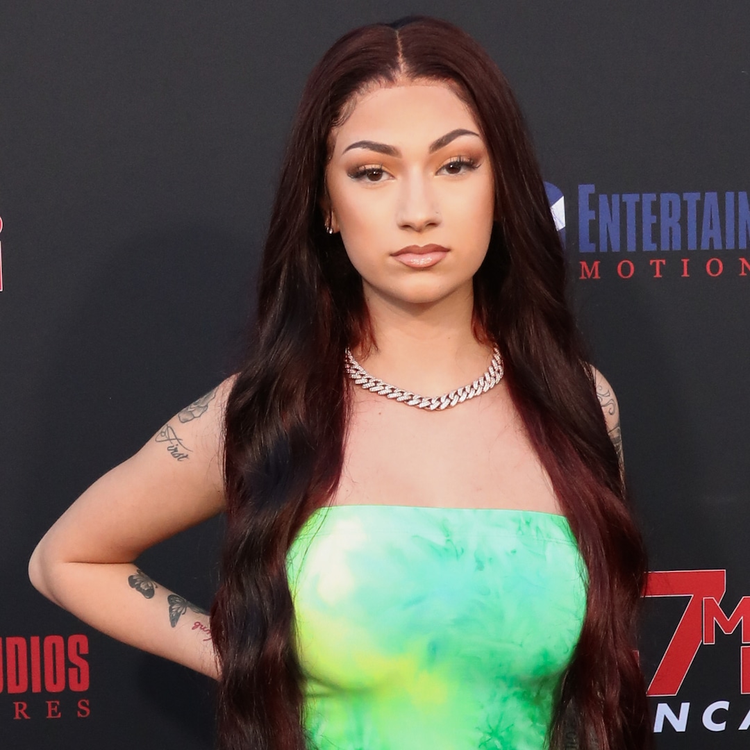 Хванете Bhad Bhabie в детската стая Звездата на социалните медии