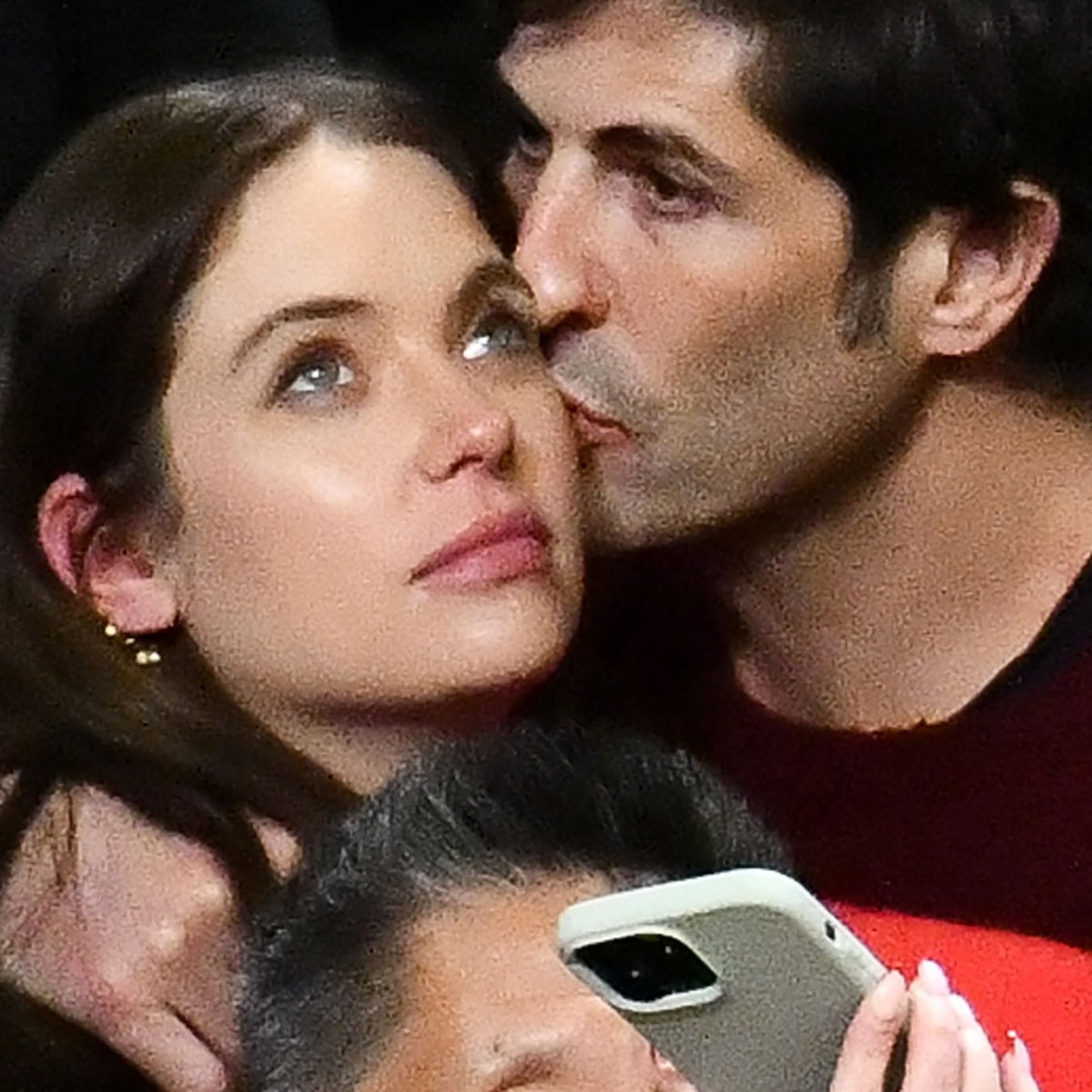 Ашли Бенсън показва красивото си малко семейство Възпитаничката на Pretty Little