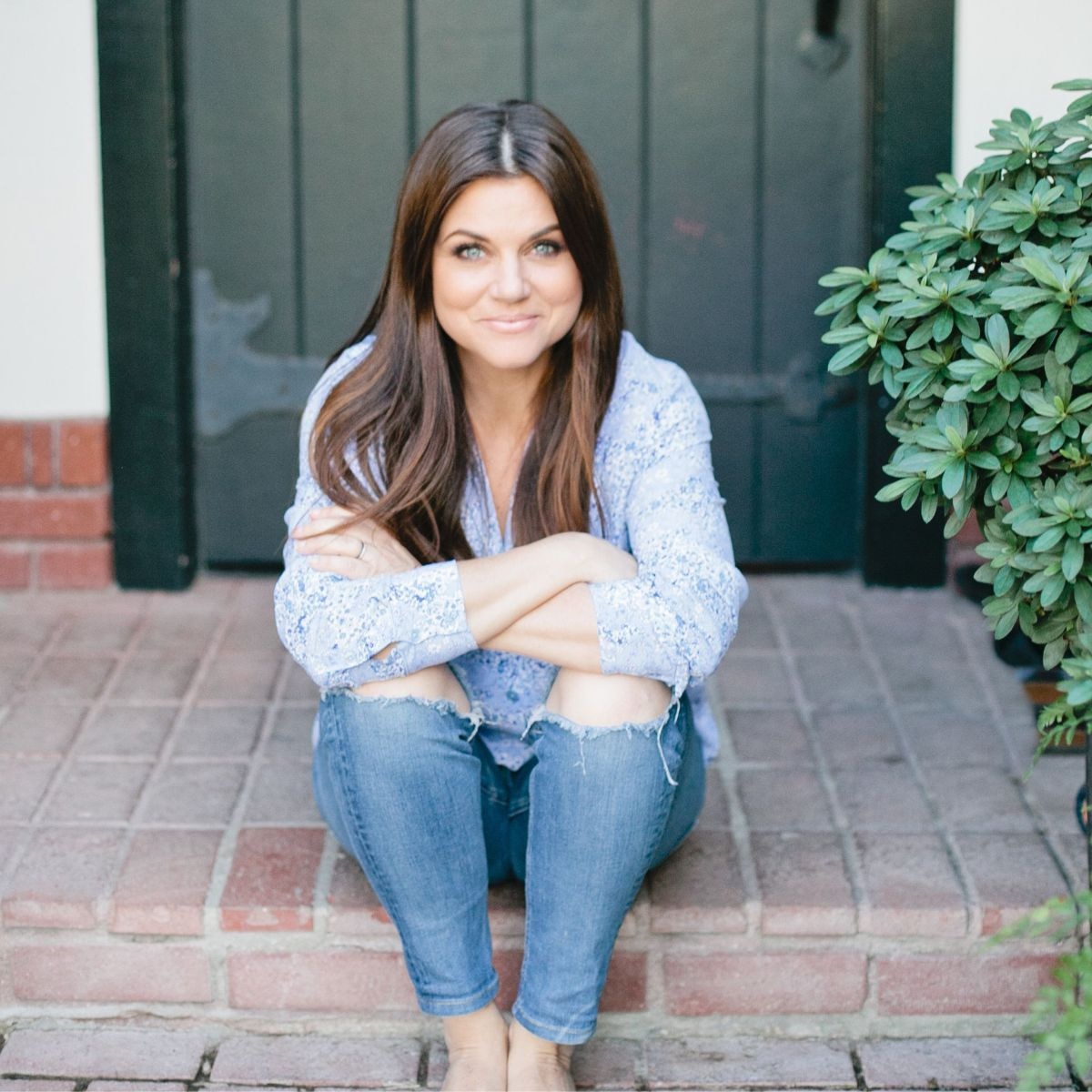 shop_tiffani thiessen gift guide_thumbnail