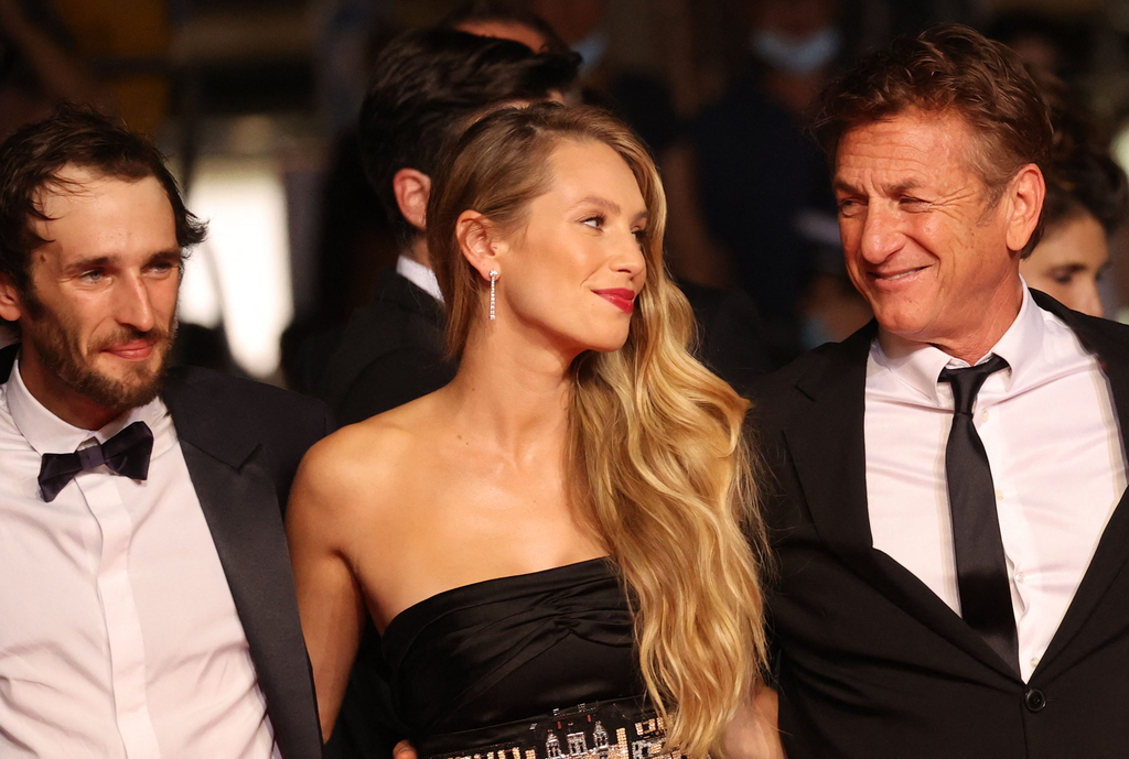 Hopper  Penn, Dylan Penn, Sean Penn, Nepo Babies