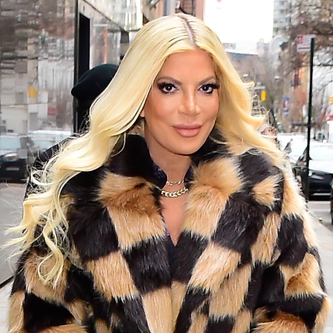 Тори Спелинг е в режим на мама Възпитаничката на Бевърли Хилс