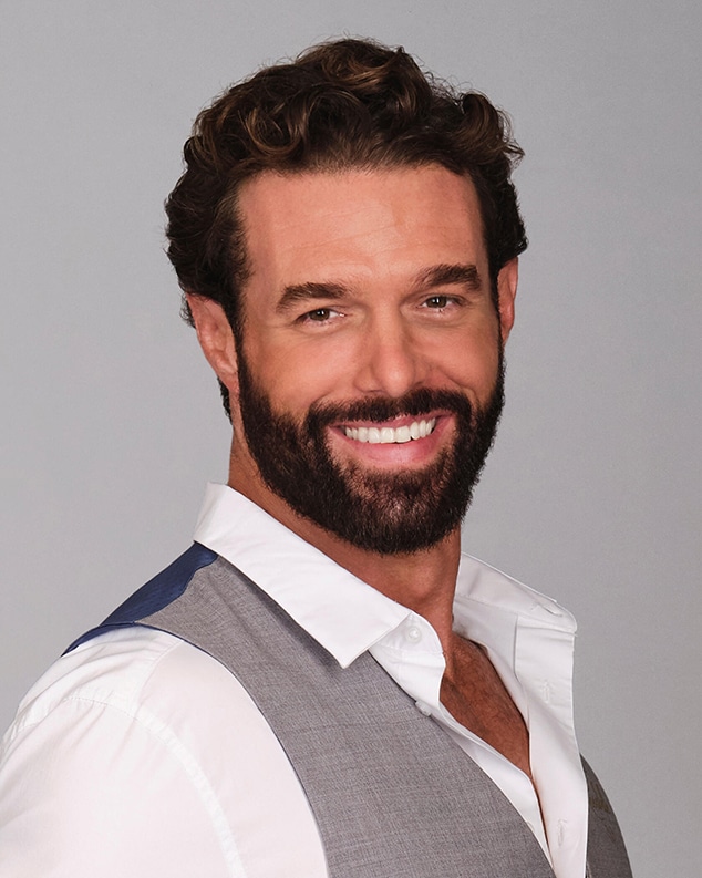 Vanderpump Villa Cast, Hulu