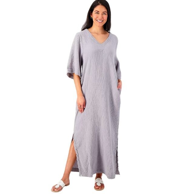 Give the Gift of Cozy With These 60 Off Barefoot Dreams Deals