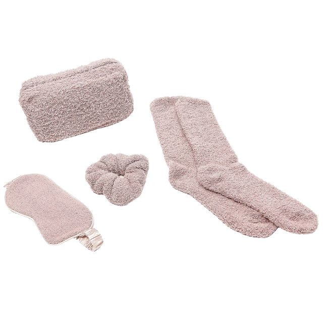 Give the Gift of Cozy With These 60% Off Barefoot Dreams Deals